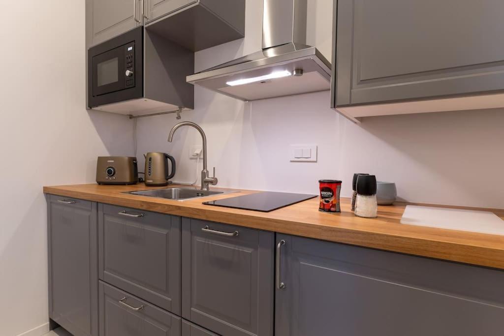 Official 4* Brand New Modern Apartment/Balcony Zagabria Esterno foto
